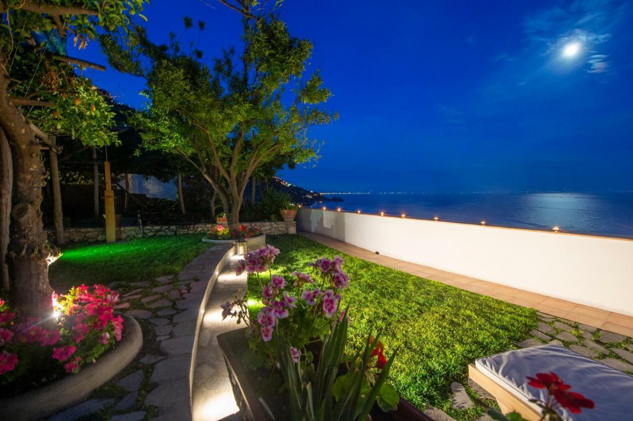 Villa Gaetano 프라이아노 외부 사진